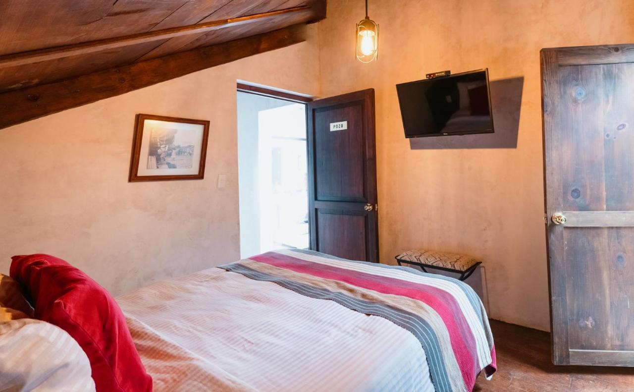 Yox Hotel Boutique San Cristóbal de Las Casas Exterior foto A room at the hotel
