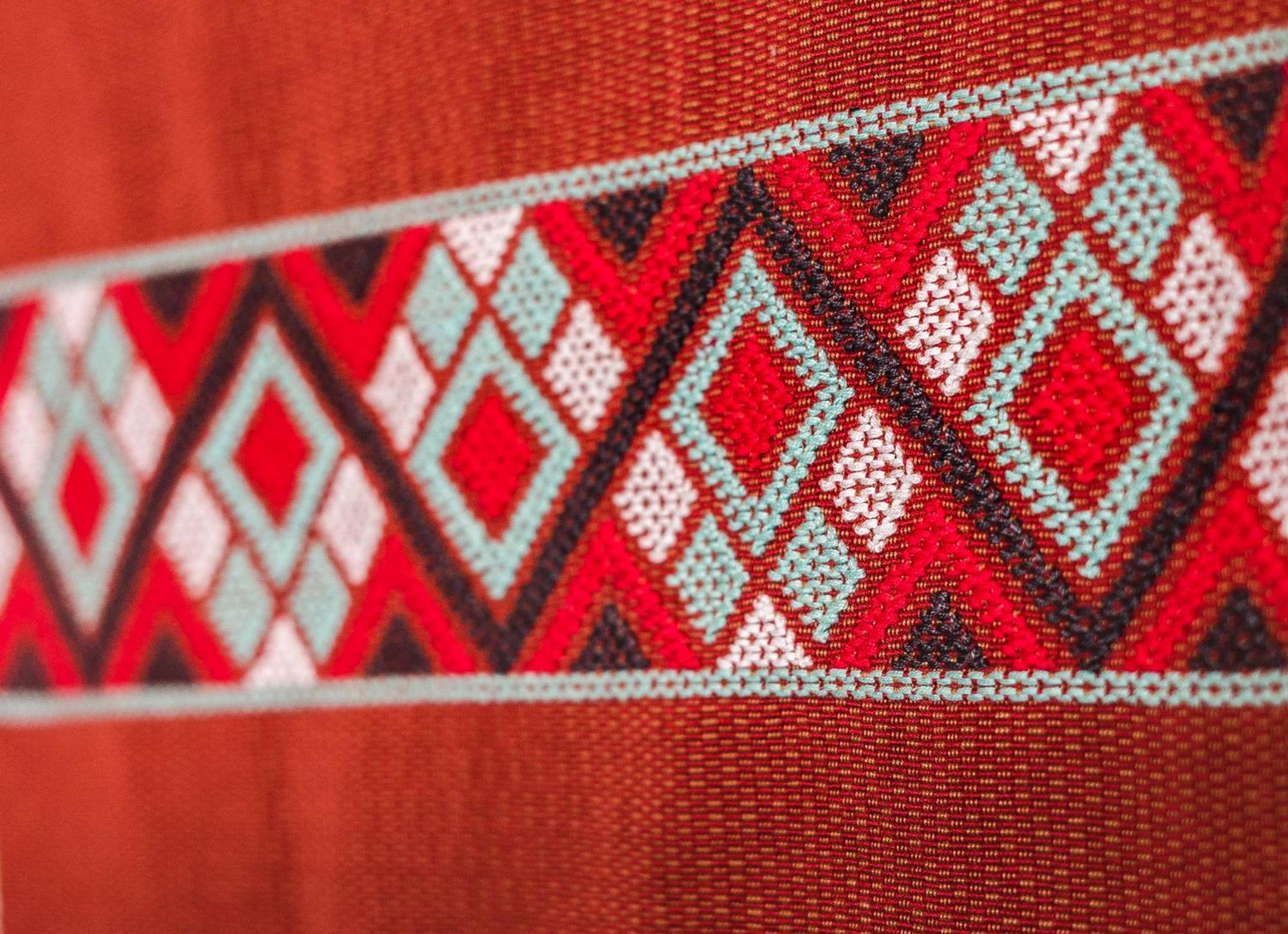 Yox Hotel Boutique San Cristóbal de Las Casas Cameră foto Detail of a traditional kilim